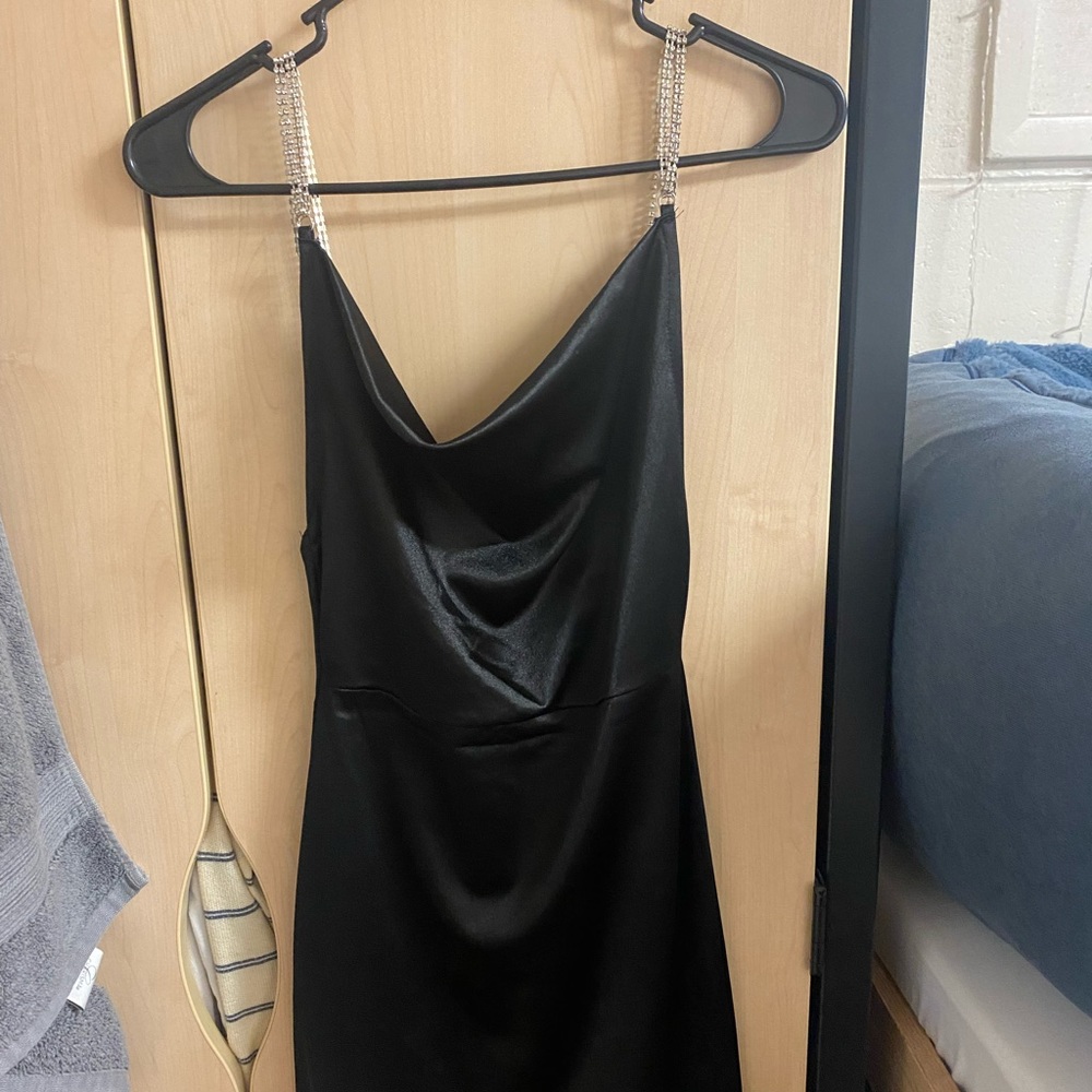 body-con dress